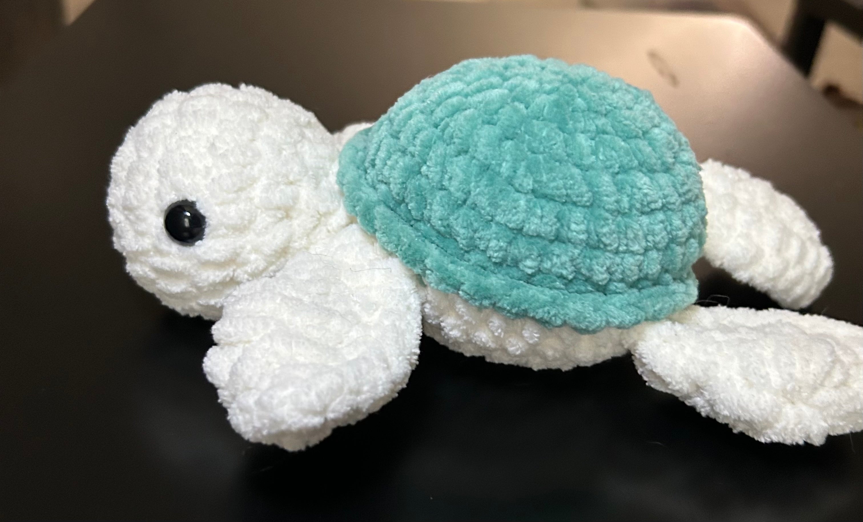 Turtle amigurumi blue